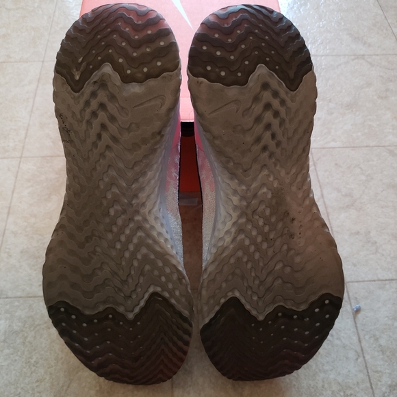 Nike Epic React Flyknit - Picture 11 of 11